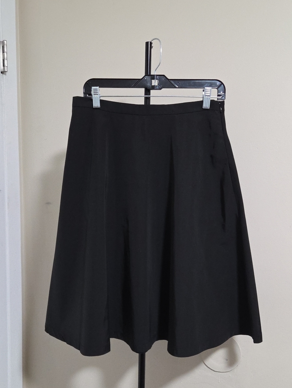 Nwt Lord & Taylor Black A-Line Midi Skirt